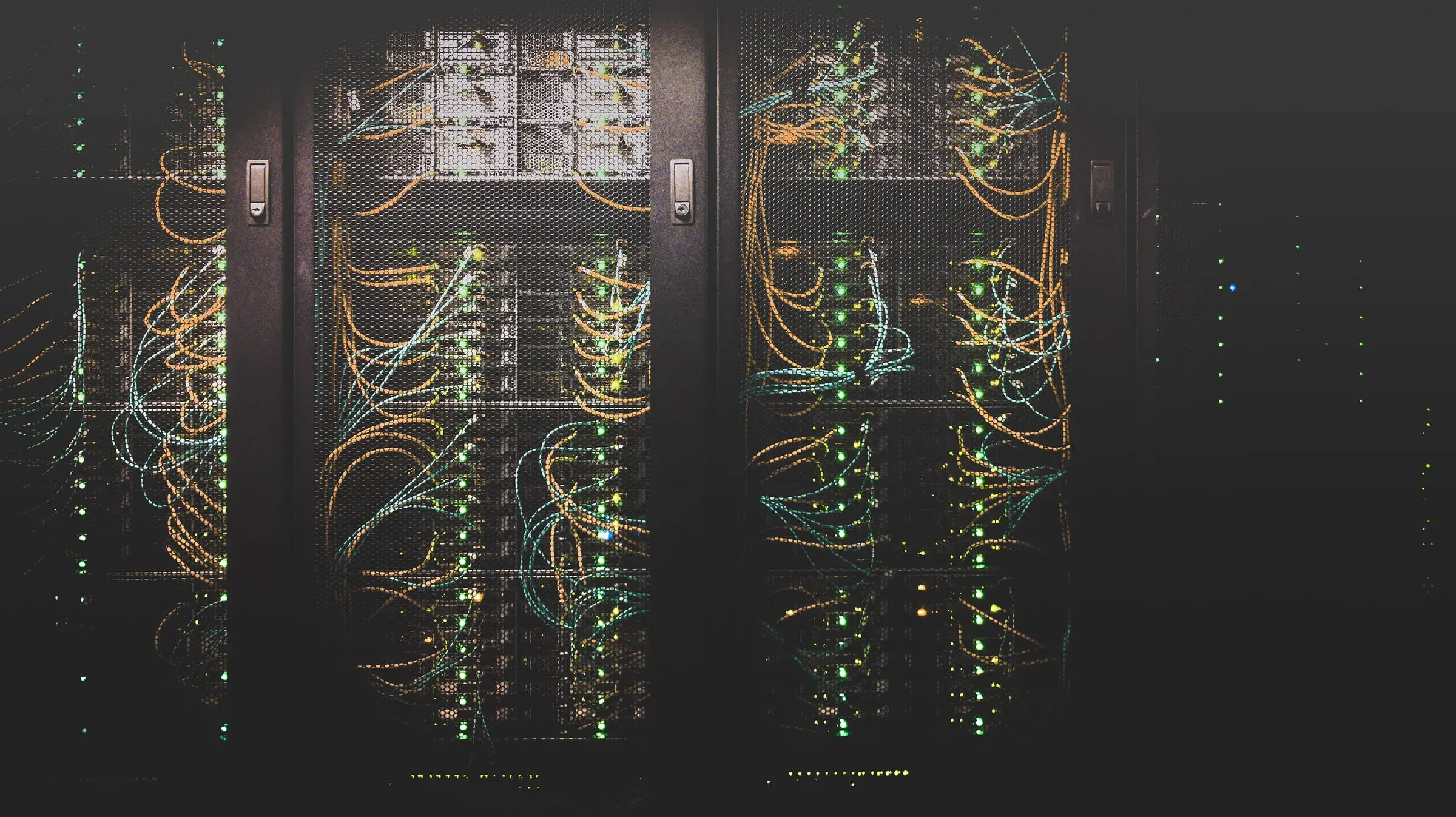 Top 5 Data Center Companies & 7 U.S. Markets