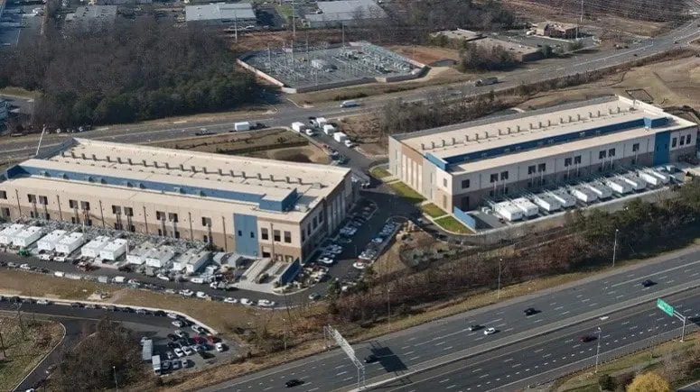 Cartera Highpoint Powered Shell en Sterling Virginia propiedad de Blackstone Real Estate Income Trust BREIT