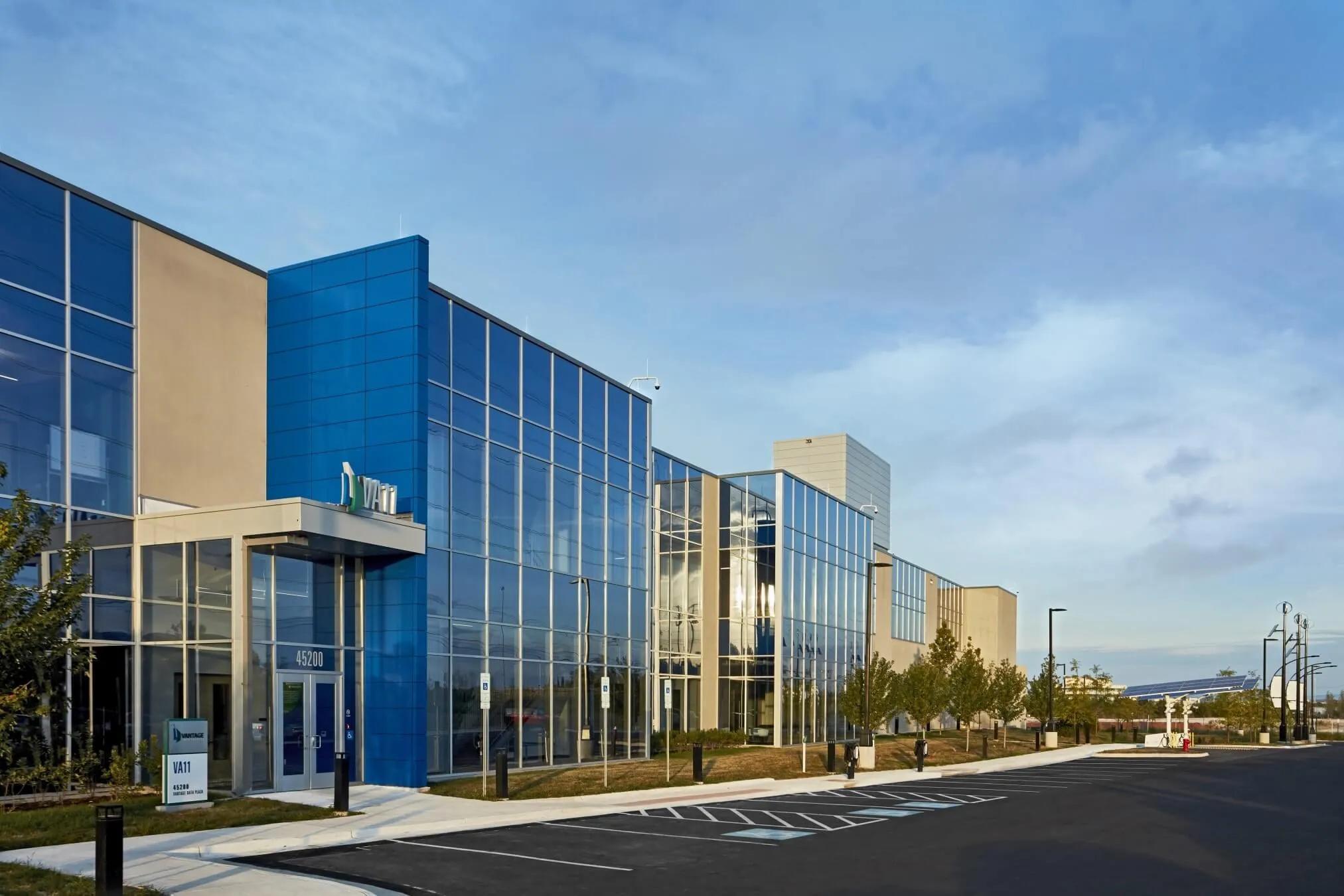 Vantage Data Centers Doubles, Raises $3.6bn for Hyperscale