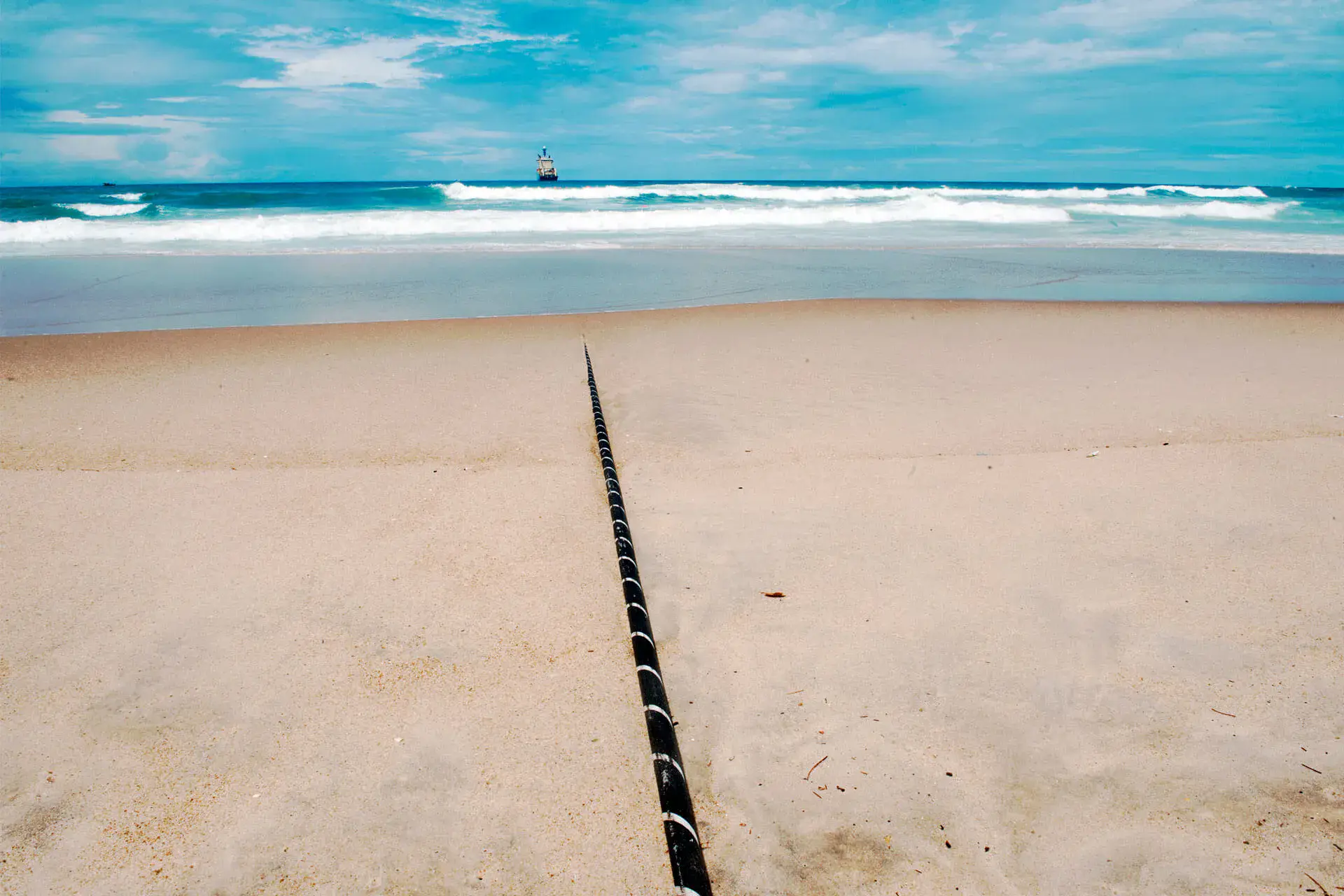 Telxius Joins Trans-Atlantic Dunant and MAREA Subsea Cables