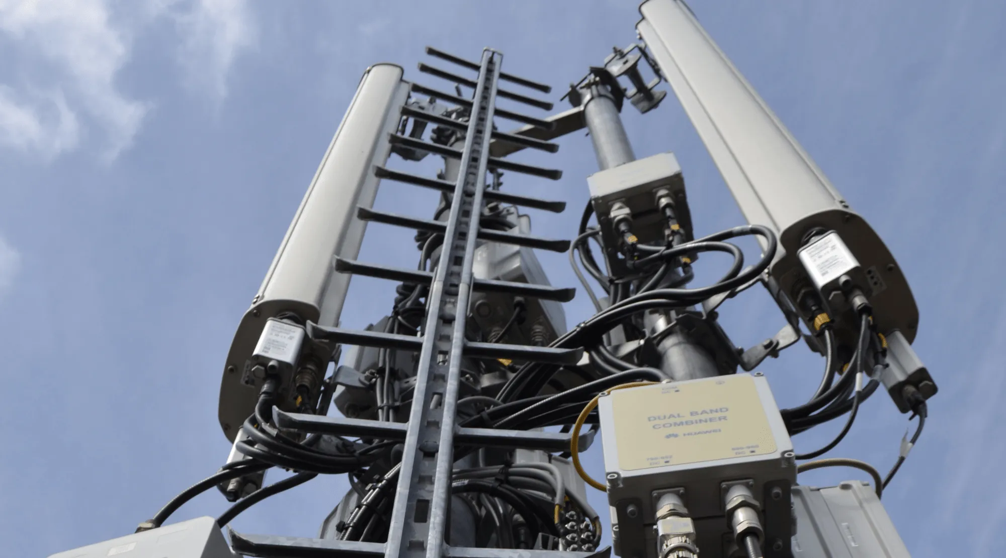 Vertical Bridge Acquires 250 Towers from Cumulus Media for $213m